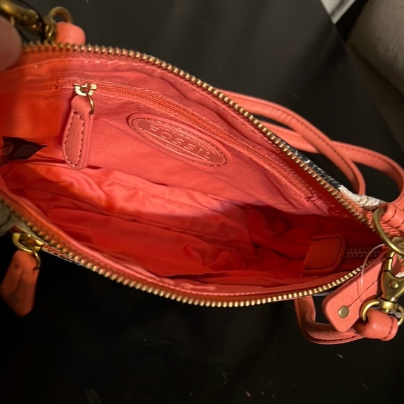 Fossil Zigzag Pattern Crossbody Bag NWT - Picture 4 of 7